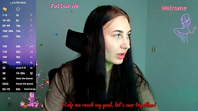 Jennifer Blum online show from 11.03.25