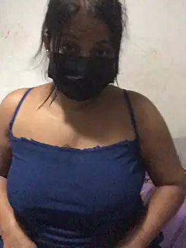 NOORA-GIRL online show from 01.14.25