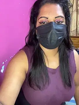 NOORA-GIRL online show from 11.17.25