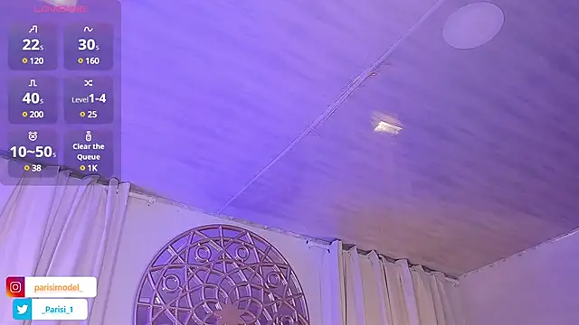 Snapshot of _PARISI_ chatting on 02.06.25 PARISI online show from 02.06.25