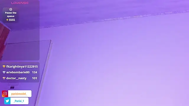 Snapshot of _PARISI_ chatting on 03.15.25 PARISI online show from 03.15.25