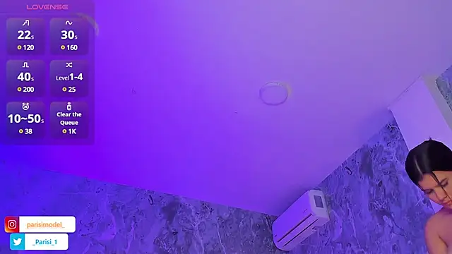 Snapshot of _PARISI_ chatting on 03.23.25 PARISI online show from 03.23.25