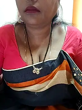 Snapshot of Swapna_143 chatting on 12.08.24 Swapna 143 online show from 12.08.24