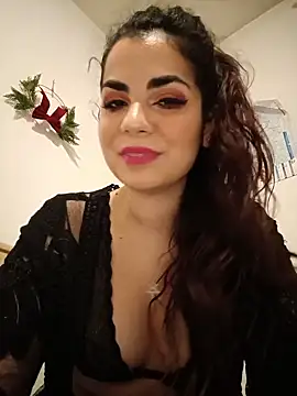 Snapshot of Saturnia_Yvonne chatting on 01.07.25 Saturnia Yvonne online show from 01.07.25