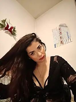 Snapshot of Saturnia_Yvonne chatting on 02.07.25 Saturnia Yvonne online show from 02.07.25