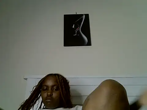 Snapshot of _nightnurse chatting on 12.02.24 nightnurse online show from 12.02.24