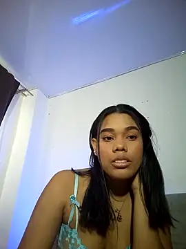 Snapshot of Dena_k_ chatting on 11.02.25 Dena k online show from 11.02.25