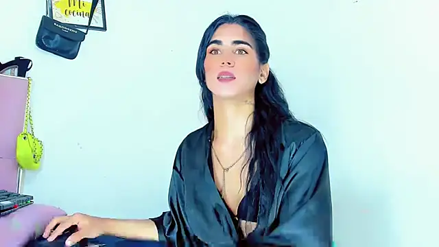 Snapshot of hannabigdirty chatting on 12.14.24 hannabigdirty online show from 12.14.24