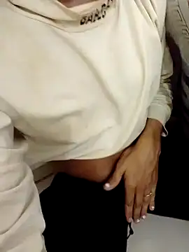 Snapshot of hannabigdirty chatting on 01.05.25 hannabigdirty online show from 01.05.25