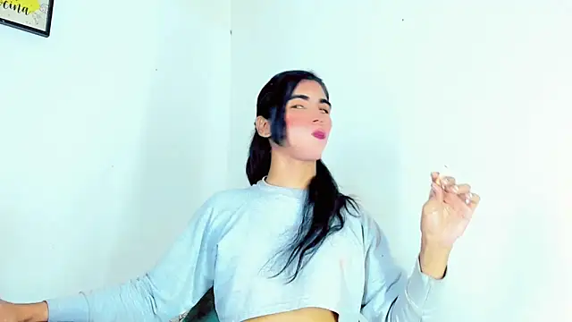 Snapshot of hannabigdirty chatting on 01.19.25 hannabigdirty online show from 01.19.25