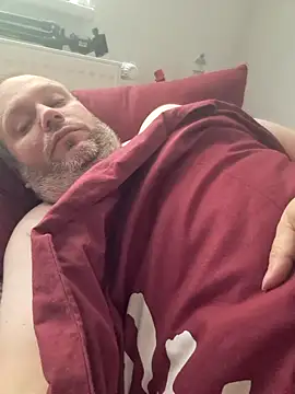 Snapshot of ShyBoy1982 chatting on 10.13.25 ShyBoy1982 online show from 10.13.25