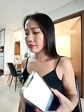 Sugar2k5 online show from 12.27.24