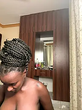 Snapshot of supa_queen254 chatting on 10.26.25 supa queen254 online show from 10.26.25