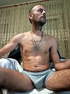 Snapshot of Cirkon1984 chatting on 02.14.25 Cirkon1984 online show from 02.14.25