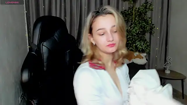 Sinty Noria online show from 02.12.25