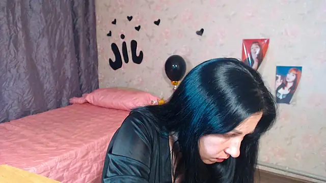 JillStevens online show from 11.10.25