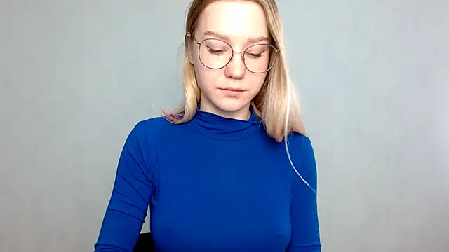 cindi hot online show from 02.19.25