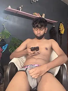 richardjames95 online show from 11.01.25