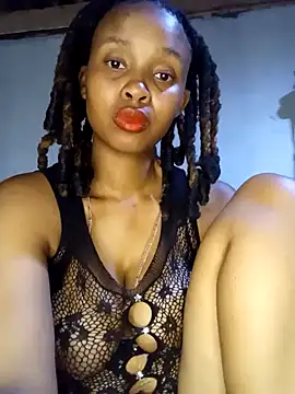 Snapshot of SexyLeopardxx120 chatting on 01.11.25 SexyLeopardxx120 online show from 01.11.25