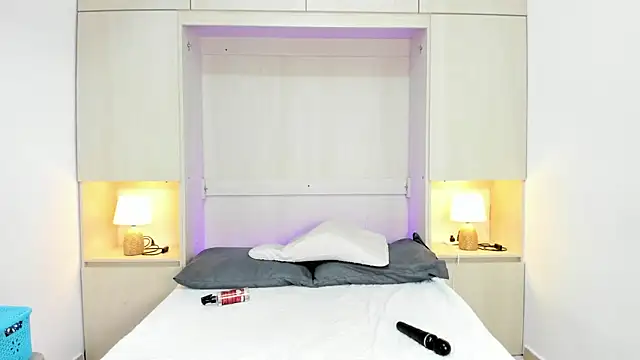 Snapshot of KendallRosse1 chatting on 01.09.25 KendallRosse1 online show from 01.09.25