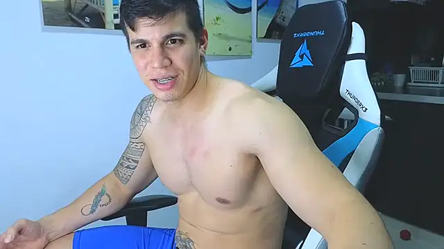 Snapshot of Ethanstill1 chatting on 02.18.25 Ethanstill1 online show from 02.18.25