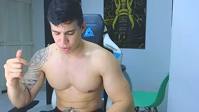 Snapshot of Ethanstill1 chatting on 03.15.25 Ethanstill1 online show from 03.15.25