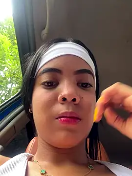 Snapshot of NAUGHTY_LITTLE_18 chatting on 10.08.25 NAUGHTY LITTLE 18 online show from 10.08.25