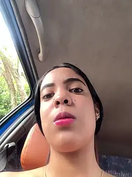 Snapshot of NAUGHTY_LITTLE_18 chatting on 10.28.25 NAUGHTY LITTLE 18 online show from 10.28.25