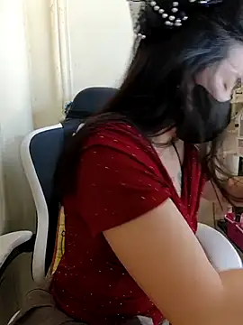 lyna bl online show from 03.13.25