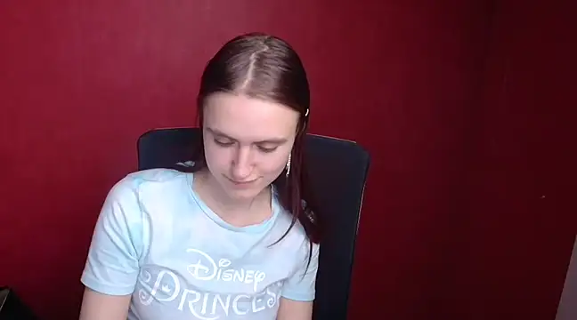 Snapshot of Gabriellagirl chatting on 12.16.24 Gabriellagirl online show from 12.16.24