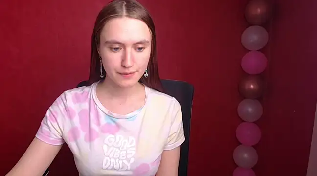Snapshot of Gabriellagirl chatting on 02.19.25 Gabriellagirl online show from 02.19.25