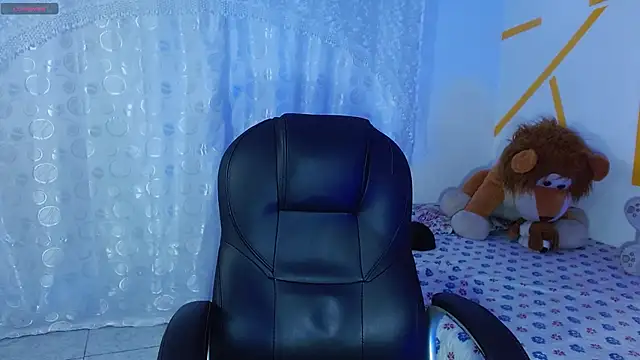 Matthew Boy  online show from 12.30.24