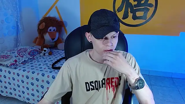 Matthew Boy  online show from 01.07.25