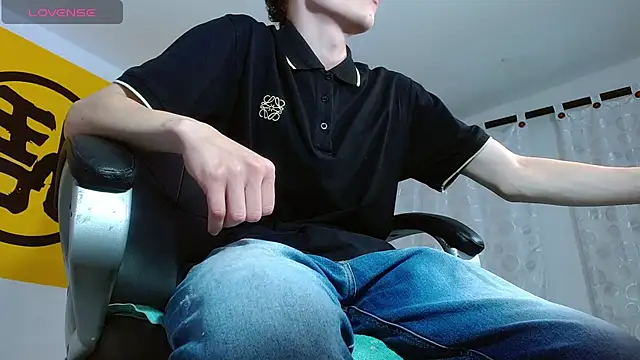 Matthew Boy  online show from 02.23.25