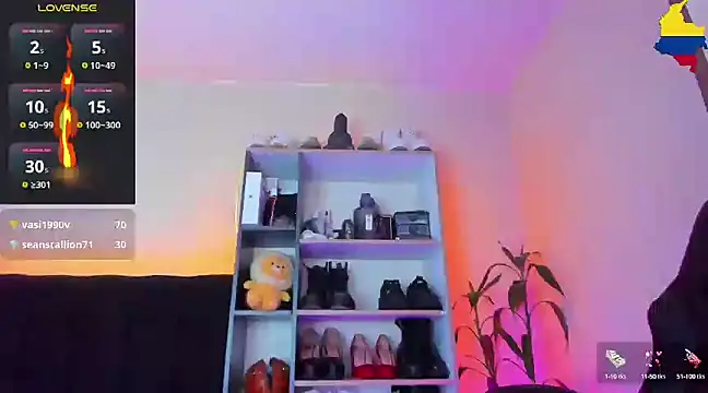 Snapshot of litz81 chatting on 02.15.25 litz81 online show from 02.15.25