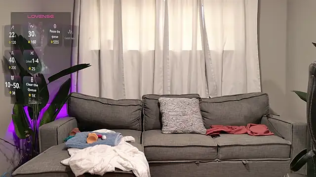 Snapshot of Mistress_Melissa chatting on 03.05.25 Mistress Melissa online show from 03.05.25