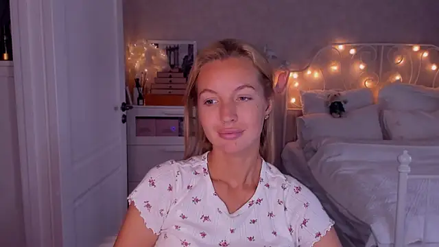 aestetick online show from 10.05.25