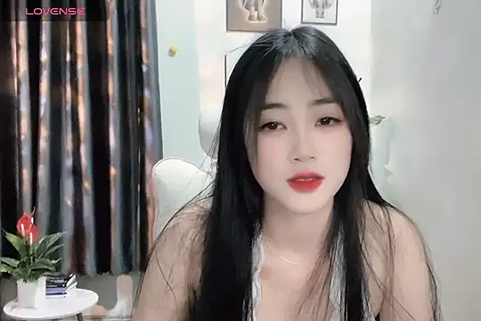 Snapshot of _Aimy_ chatting on 01.12.25 Aimy online show from 01.12.25