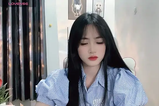 Snapshot of _Aimy_ chatting on 01.16.25 Aimy online show from 01.16.25