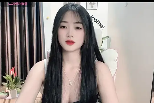 Snapshot of _Aimy_ chatting on 02.14.25 Aimy online show from 02.14.25