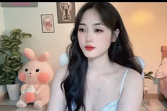 Snapshot of _Aimy_ chatting on 10.14.25 Aimy online show from 10.14.25