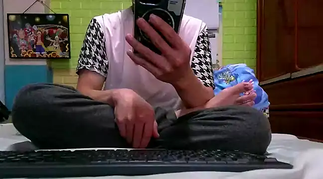 Snapshot of zhan7965 chatting on 12.12.24 zhan7965 online show from 12.12.24