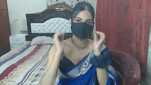 Snapshot of mariyaqueen chatting on 10.30.25 mariyaqueen online show from 10.30.25
