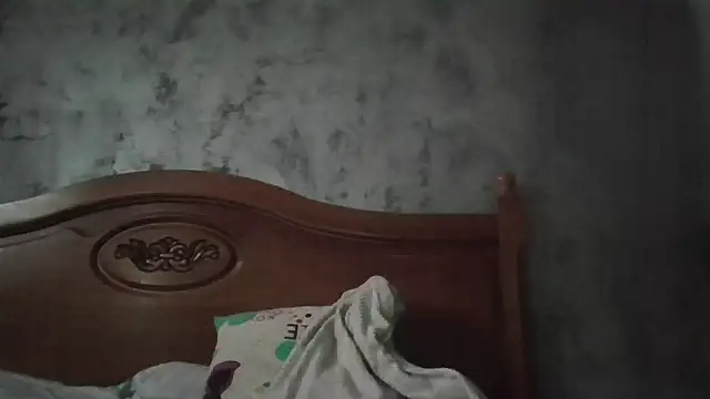 Snapshot of milfmomxx chatting on 11.09.25 milfmomxx online show from 11.09.25