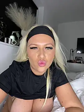 Snapshot of Arabellalee23 chatting on 01.09.25 Arabellalee23 online show from 01.09.25