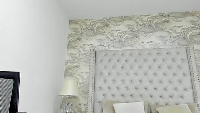 Snapshot of Kev_jenner chatting on 09.21.25 Kev jenner online show from 09.21.25