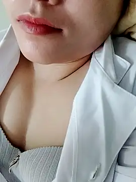 Snapshot of Sexyass13 chatting on 09.16.25 Sexyass13 online show from 09.16.25