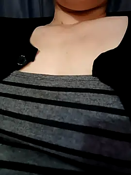 Snapshot of Sexy_ass1313 chatting on 11.06.25 Sexy ass1313 online show from 11.06.25