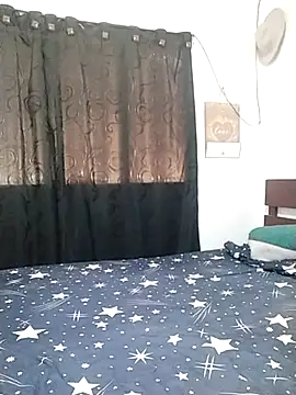 Snapshot of sorbetico_perverse chatting on 02.28.25 sorbetico perverse online show from 02.28.25