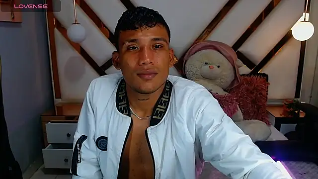 Snapshot of Backsex_boy chatting on 03.12.25 Backsex boy online show from 03.12.25